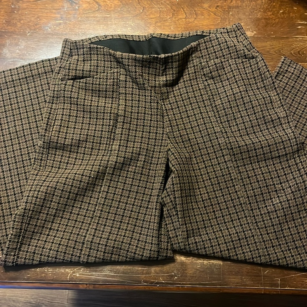 Wide-leg Houndstooth Pant